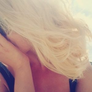 Meet your Posher, Sidney